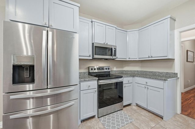 230 Bent Oak Drive, Pottsboro, TX 75076