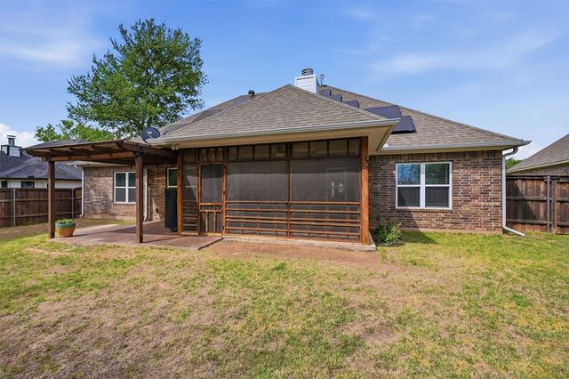 230 Bent Oak Drive, Pottsboro, TX 75076