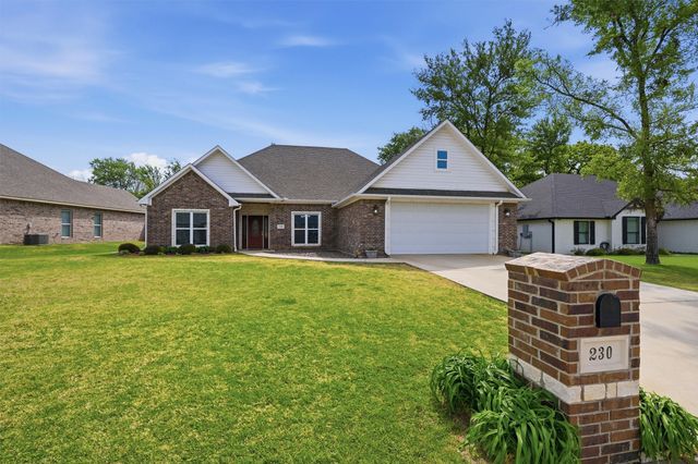 230 Bent Oak Drive, Pottsboro, TX 75076