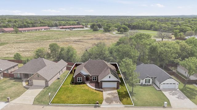 230 Bent Oak Drive, Pottsboro, TX 75076