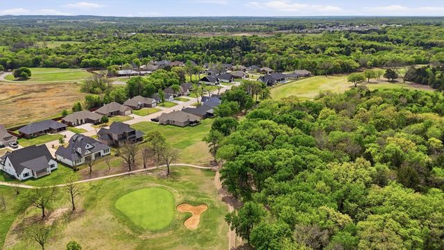 230 Bent Oak Drive, Pottsboro, TX 75076