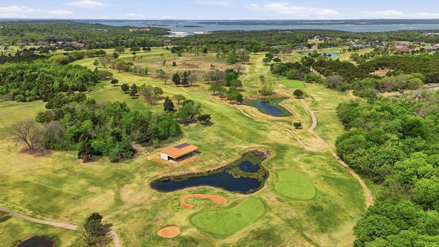 230 Bent Oak Drive, Pottsboro, TX 75076