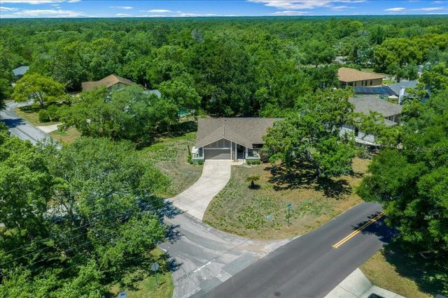 2 CANELA COURT, Homosassa, FL 34446