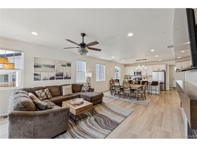 24544 E 37th Ave, Aurora, CO 80019