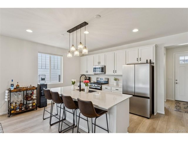 24544 E 37th Ave, Aurora, CO 80019