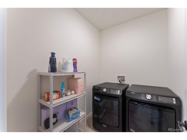 24544 E 37th Ave, Aurora, CO 80019
