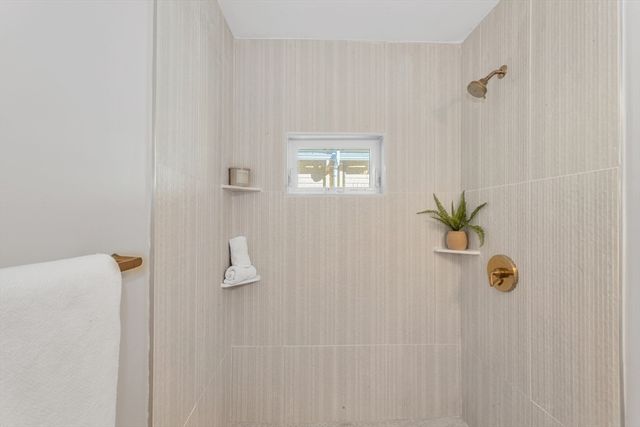 17 Metcalf St, Boston, MA 02131