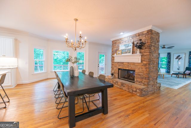 155 Torrey Pines Court, Newnan, GA 30265