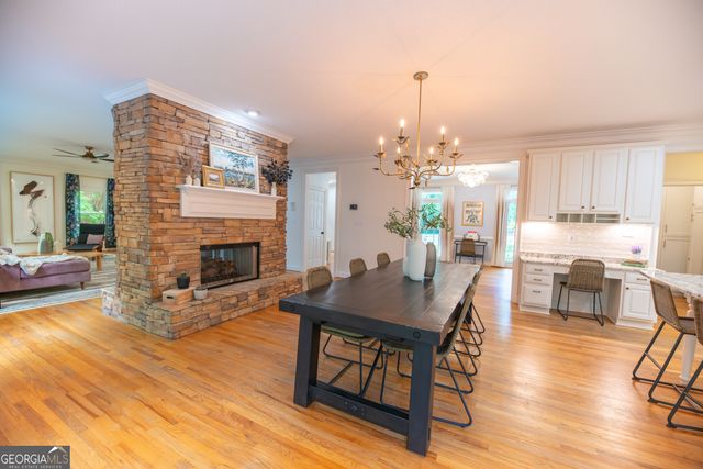 155 Torrey Pines Court, Newnan, GA 30265