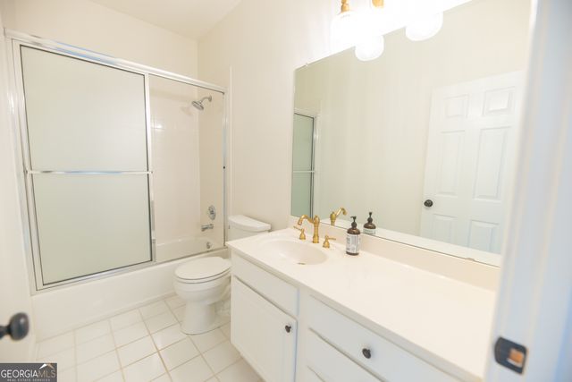 155 Torrey Pines Court, Newnan, GA 30265