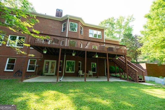 155 Torrey Pines Court, Newnan, GA 30265