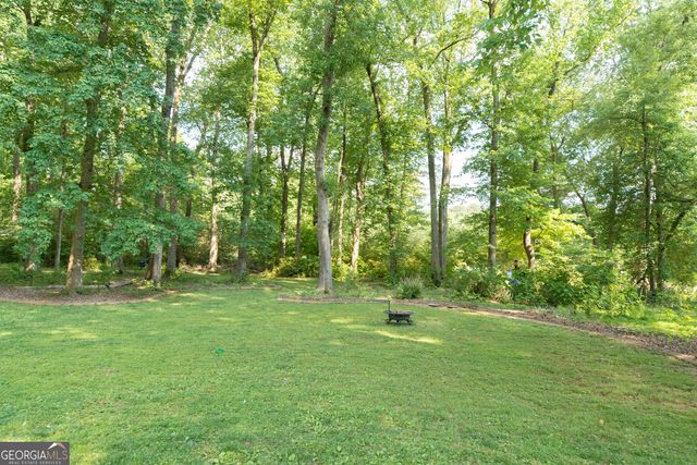 155 Torrey Pines Court, Newnan, GA 30265