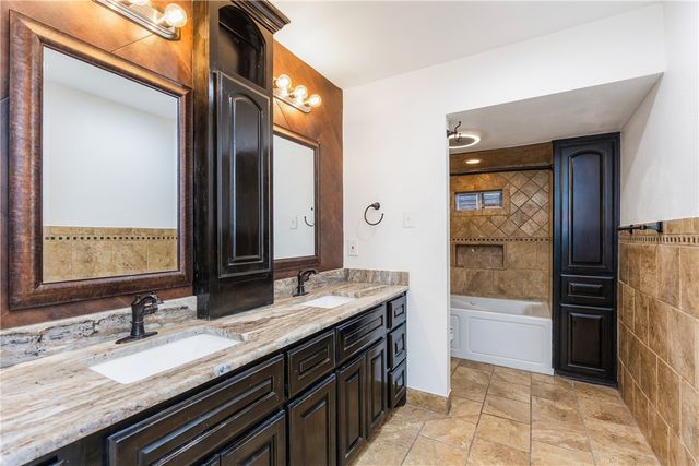 4845 Johnston Dr, Corpus Christi, TX 78415