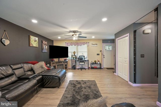 407 DAVID HALL RD, Dover, DE 19904