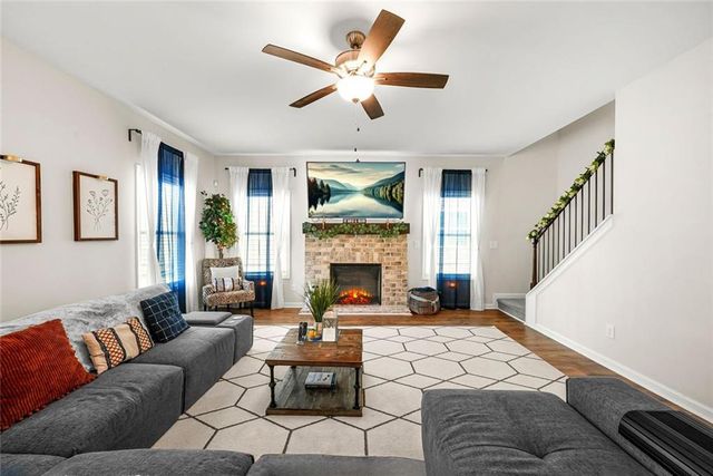 106 Kingston Circle, Carrollton, GA 30117