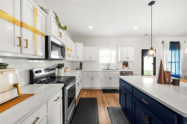 106 Kingston Circle, Carrollton, GA 30117