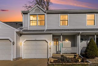 206 Meadow Pointe Drive, Fenton, MI 48430