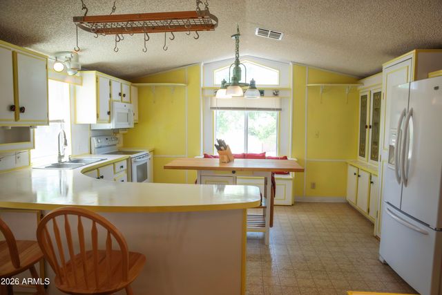 1975 E Cortez Drive, Tombstone, AZ 85638
