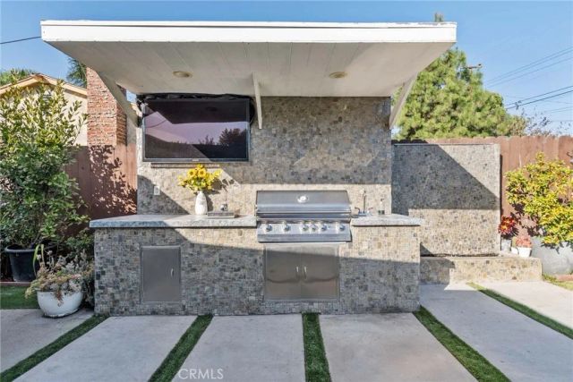 9557 Marion Ave, Montclair, CA 91763