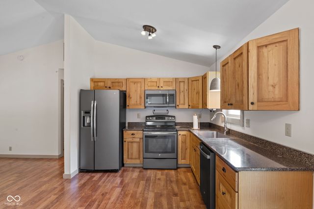 1630 N 400 W, Bargersville, IN 46106