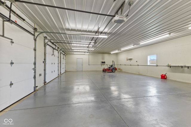 1630 N 400 W, Bargersville, IN 46106