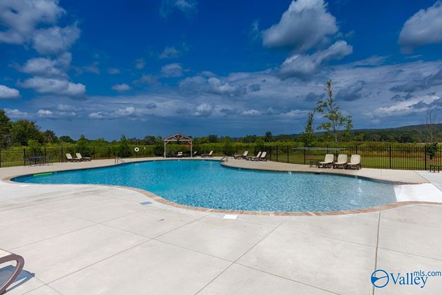 409 Jackson Point Circle, Huntsville, AL 35811