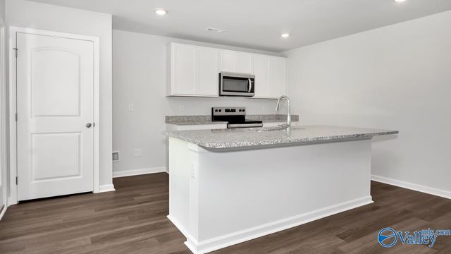 409 Jackson Point Circle, Huntsville, AL 35811