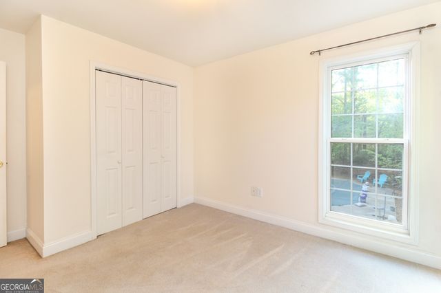 268 E Creek Bend, Athens, GA 30605