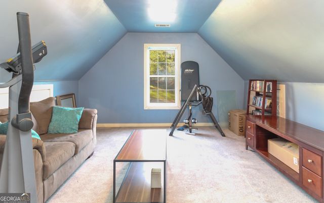 268 E Creek Bend, Athens, GA 30605