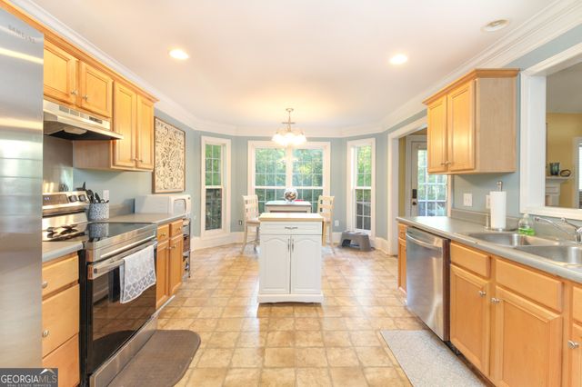 268 E Creek Bend, Athens, GA 30605