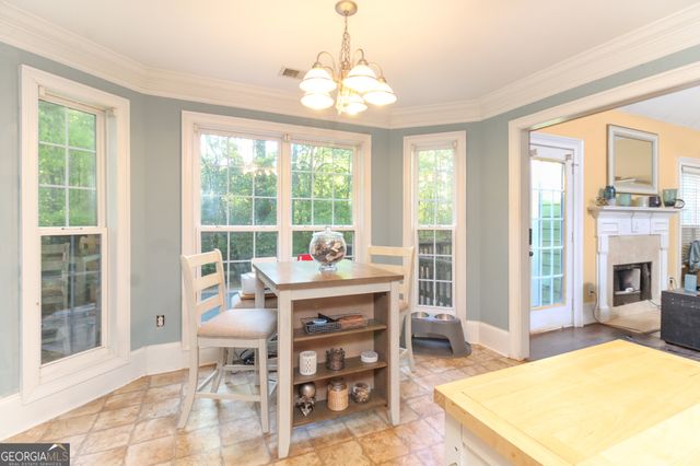 268 E Creek Bend, Athens, GA 30605