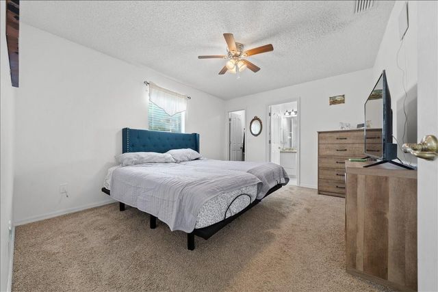 4721 SW 142ND PLACE ROAD, Ocala, FL 34473