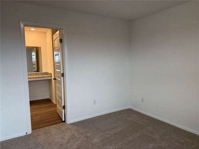 406 B W Cloud Drive, Siloam Springs, AR 72761