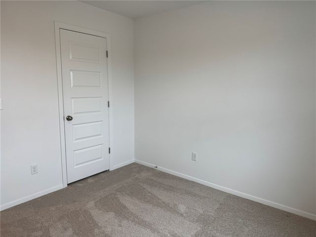 406 B W Cloud Drive, Siloam Springs, AR 72761