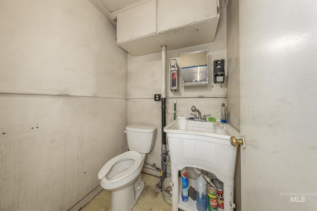 355 E 7th Street, Weiser, ID 83672