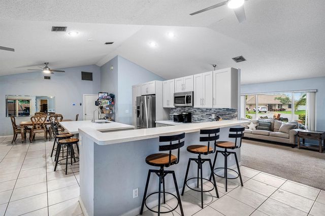 5781 Laurel Green Circle, Boynton Beach, FL 33437