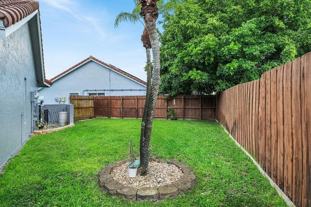 5781 Laurel Green Circle, Boynton Beach, FL 33437