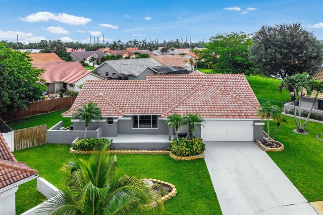 5781 Laurel Green Circle, Boynton Beach, FL 33437