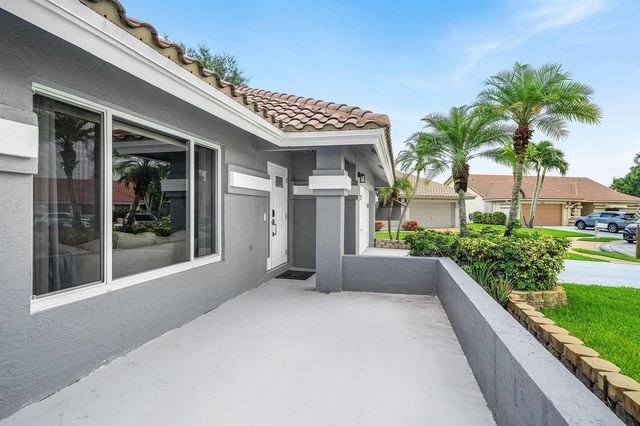 5781 Laurel Green Circle, Boynton Beach, FL 33437