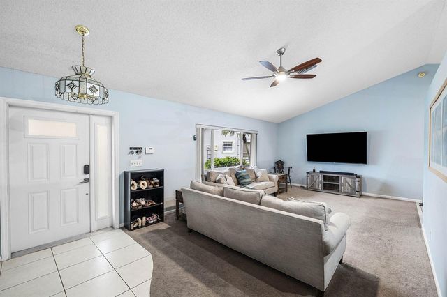 5781 Laurel Green Circle, Boynton Beach, FL 33437