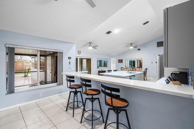5781 Laurel Green Circle, Boynton Beach, FL 33437