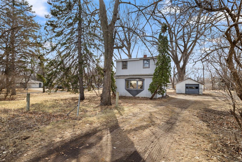 1003 7th Street NW, New Brighton, MN 55112