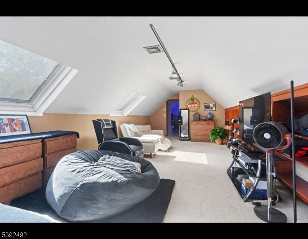 7 Rockburn Pass, West Milford Twp., NJ 07480