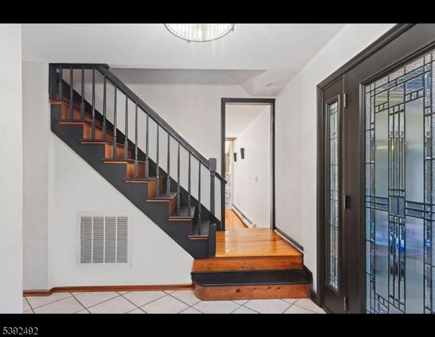 7 Rockburn Pass, West Milford Twp., NJ 07480