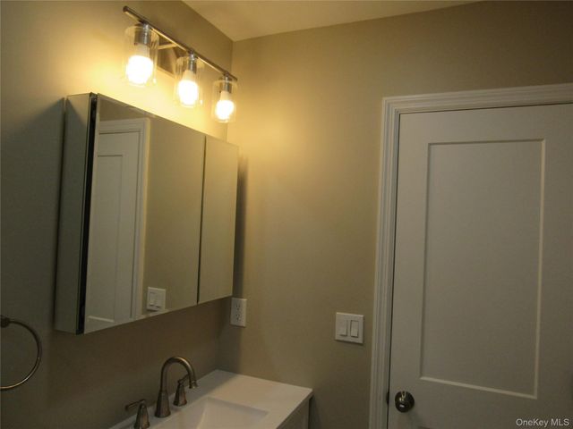 2 Fortune Road W 3F, Middletown, NY 10941