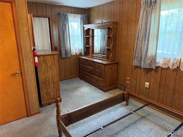 3330 Elm Street, St Charles, MO 63301
