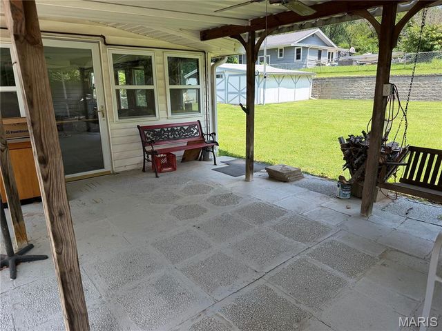 3330 Elm Street, St Charles, MO 63301
