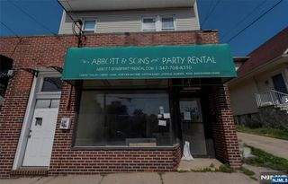 286 Queen Anne, Teaneck, NJ 07666