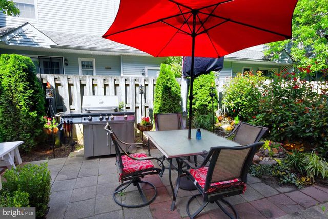 10 CARAVEL CT, Atlantic City, NJ 08401