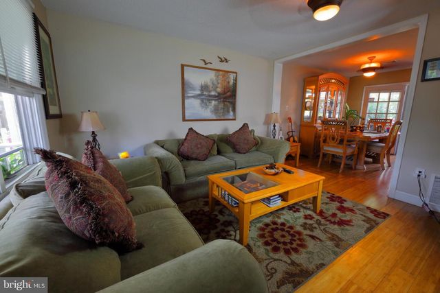 10 CARAVEL CT, Atlantic City, NJ 08401